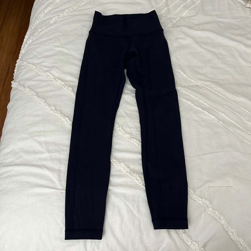 LULULEMON NAVY BLUE WUNDER UNDER PANTS